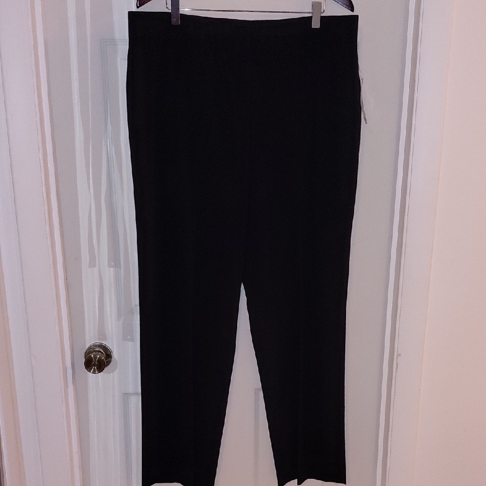 NWT New Directions Black Pants 16W 2 Back Pockets Hook And Zip Fly